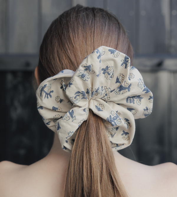 Bloom Scrunchie - Moonflower