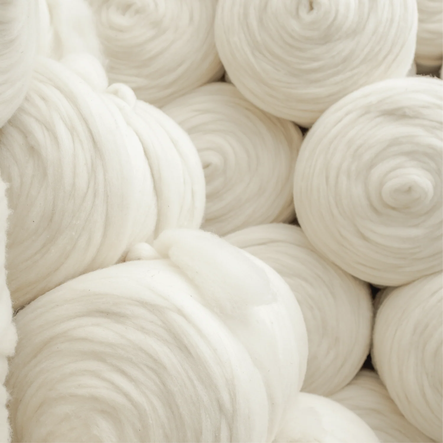 HAND KNIT