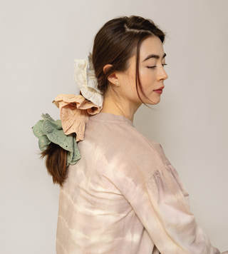Relevé Scrunchie